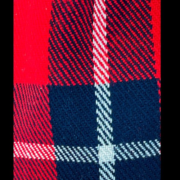 ▪️VTG▪️1980's 1990's Red Tartan Plaid Tasseled Unisex Scarf - Picture 2 of 4